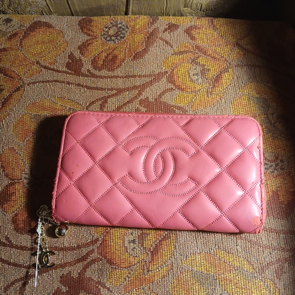 CHANEL Pink Quilted Key & Card Holder